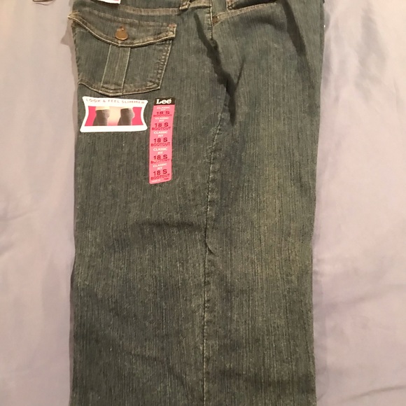 Lee Denim - NWT Women’s Petite LEE Boot Cut Jeans